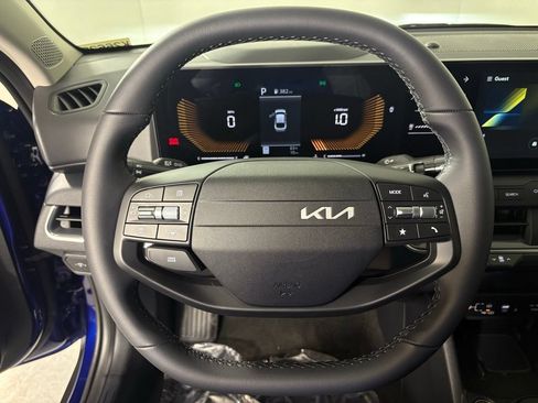 New 2026 Kia K4 EX FWD image 19