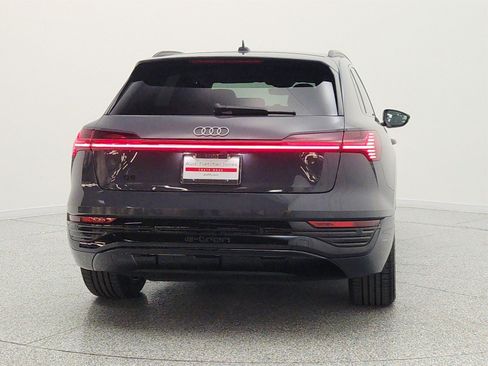 Used 2024 Audi Q8 e-tron Premium Plus AWD/4WD image 6