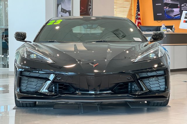 Used 2023 Chevrolet Corvette Stingray Preferred Cpe w/ Z51 Performance Package RWD image 9