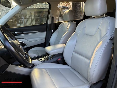 Used 2020 Kia Telluride S AWD/4WD image 42