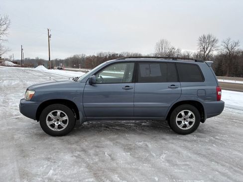 Used 2004 Toyota Highlander 2WD V6 image 5