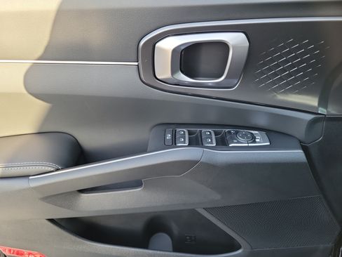 New 2026 Kia Sorento LX FWD image 12