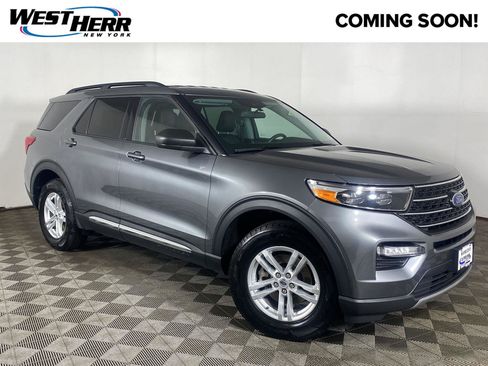Used 2023 Ford Explorer XLT w/ Equipment Group 202A AWD/4WD image 1
