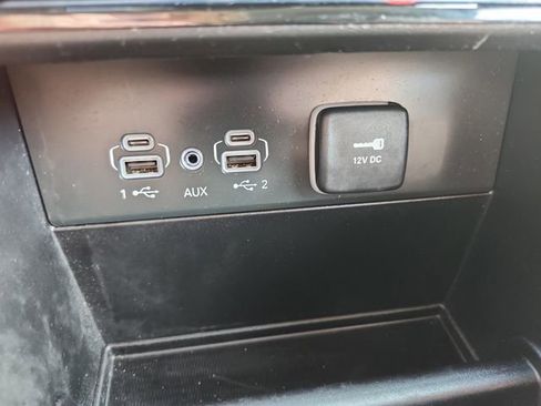 Used 2023 Jeep Grand Cherokee L Limited image 34