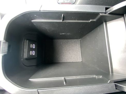 Used 2024 Toyota RAV4 XLE AWD/4WD image 26