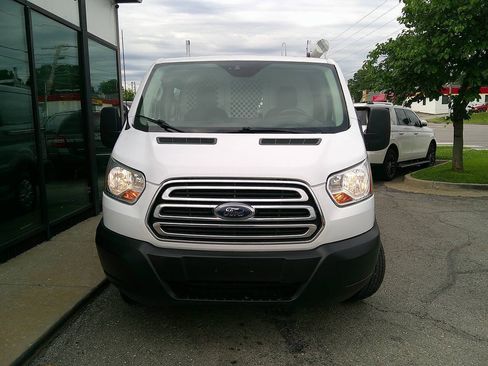 Used 2019 Ford Transit 250 130 Low Roof w/ Exterior Upgrade Package RWD image 3