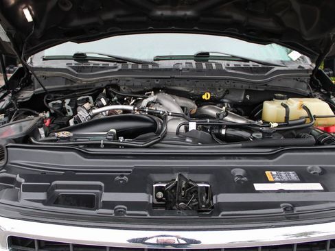 Used 2020 Ford F250 Lariat w/ Lariat Value Package image 14