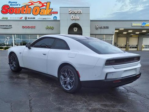 New 2024 Dodge Charger R/T w/ Plus Group image 4