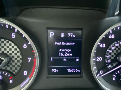 Used 2020 Hyundai Elantra SE FWD image 29