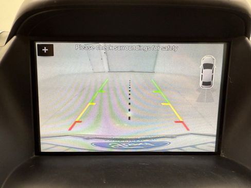 Used 2018 Ford Escape SEL image 19