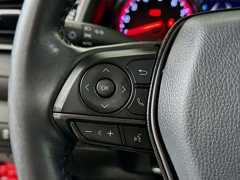 Used 2021 Toyota Camry XSE image 16