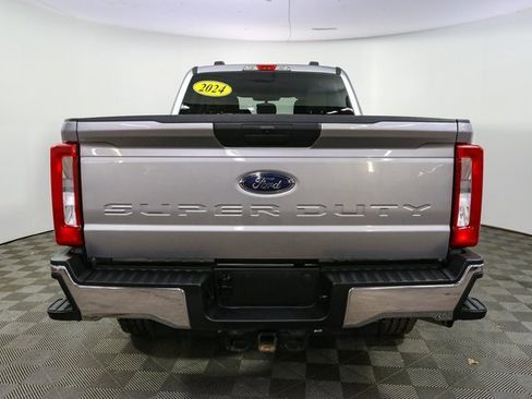 Used 2024 Ford F250 XLT image 10