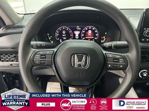 Used 2025 Honda Accord LX image 15