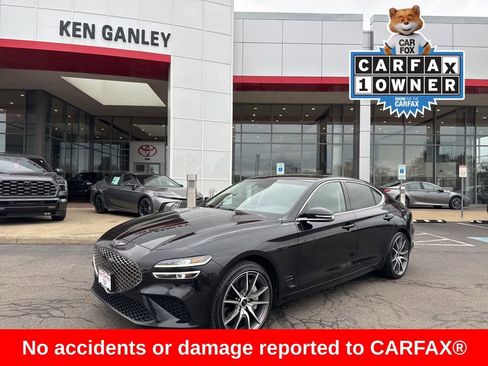 Used 2025 Genesis G70 2.5T image 1