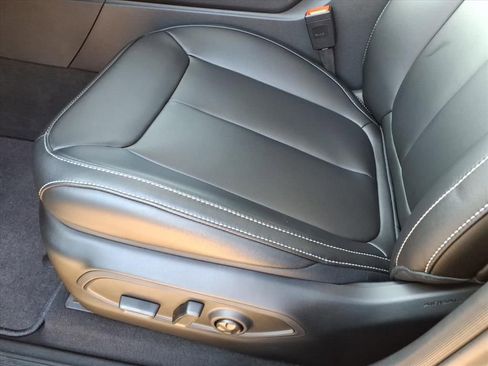 New 2025 Jeep Grand Cherokee Limited image 15