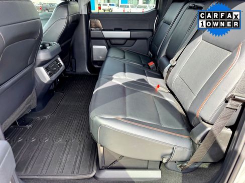 Used 2024 Ford F250 Lariat w/ Black Appearance Package image 19