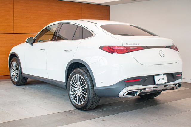 Used 2025 Mercedes-Benz GLC 300 4MATIC image 6