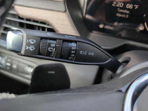 New 2026 GMC Acadia Denali w/ Super Cruise Package FWD image 30