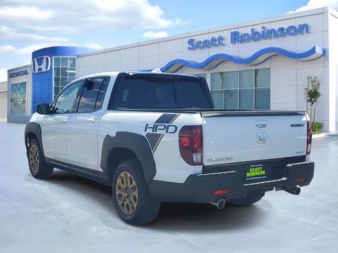 Certified 2021 Honda Ridgeline Black Edition image 3