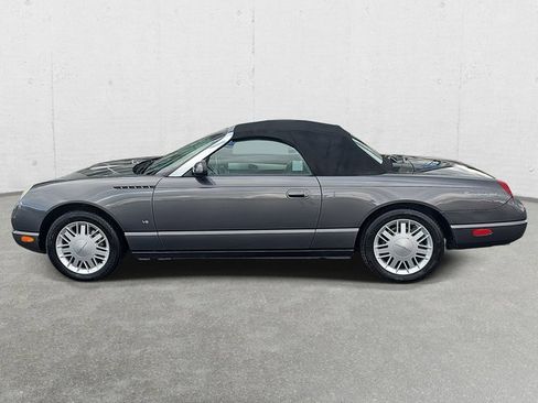 Used 2003 Ford Thunderbird image 8