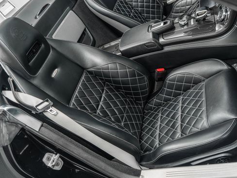 Used 2015 Mercedes-Benz SLS AMG GT Final Edition image 24