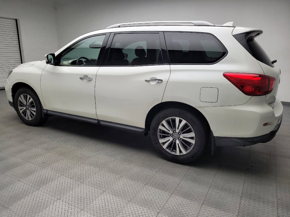 Used 2020 Nissan Pathfinder SL AWD/4WD image 3