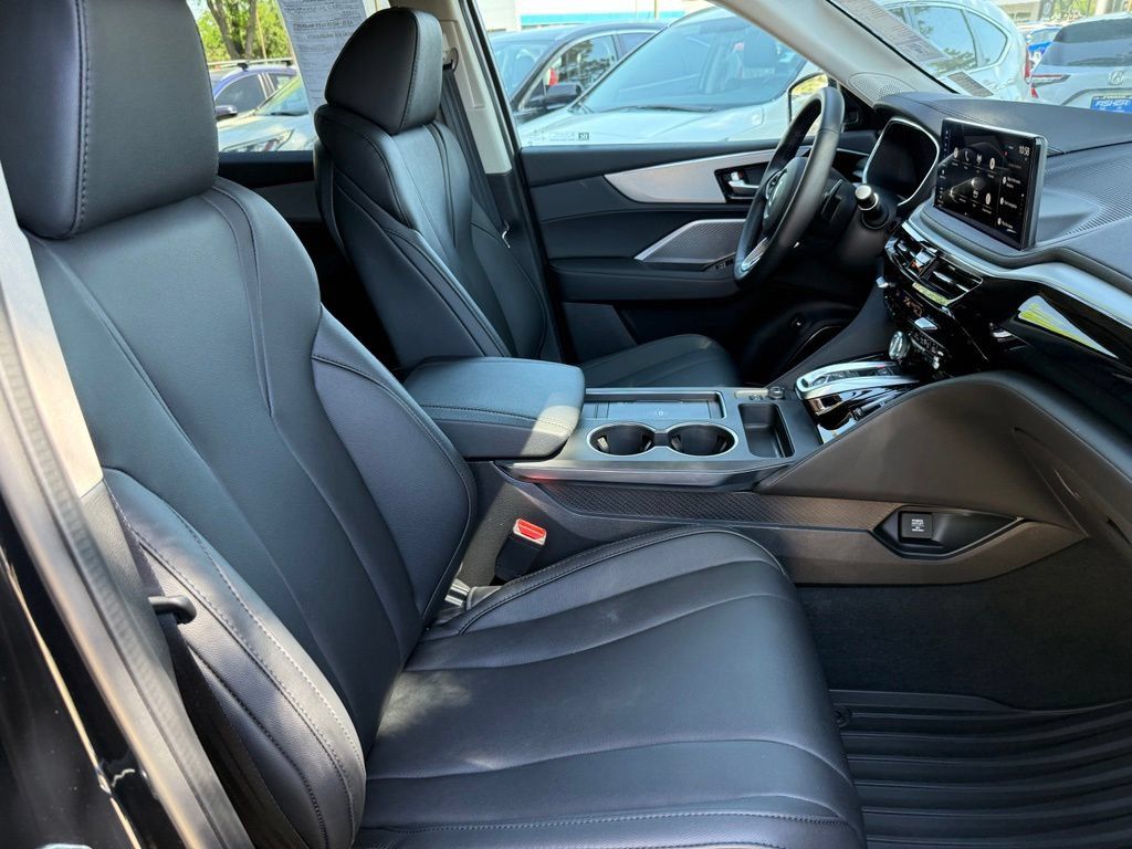 Used 2026 Acura MDX SH-AWD image 23