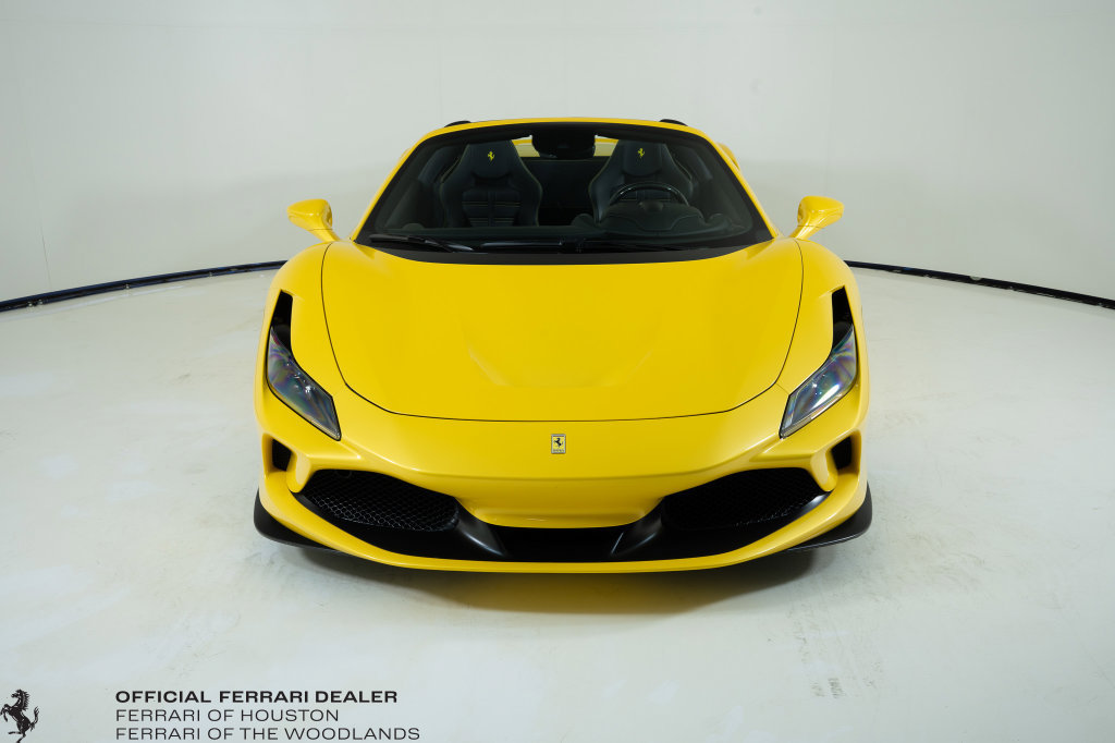 Used 2021 Ferrari F8 Tributo RWD image 8