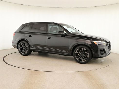 New 2026 Audi Q7 3.0T Premium Plus image 9