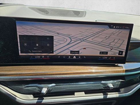 Certified 2024 BMW X7 xDrive40i w/ M Sport Package AWD/4WD image 12