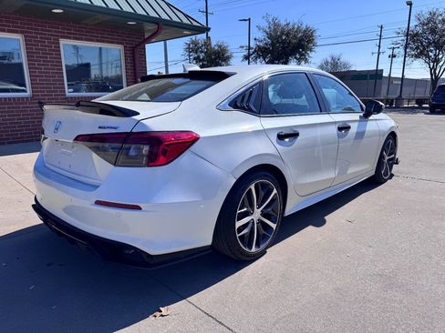 Used 2024 Honda Civic Touring image 11