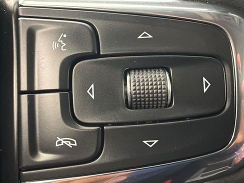 Used 2023 Chevrolet Blazer LT w/ LPO, Floor Liner Package FWD image 22