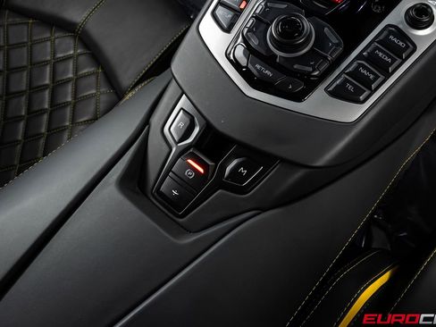 Used 2018 Lamborghini Aventador S AWD/4WD image 33