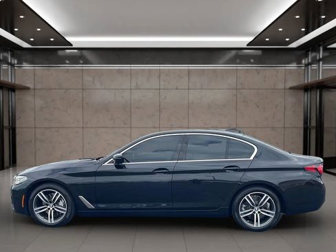Used 2021 BMW 530i image 2