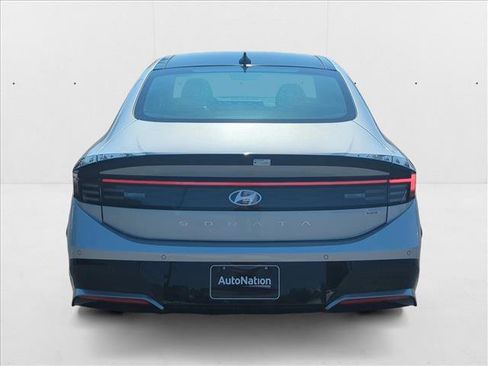 Certified 2024 Hyundai Sonata Limited image 9