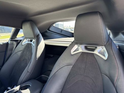 Used 2025 Toyota Supra image 16