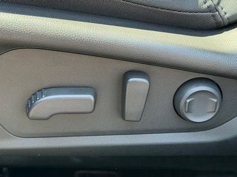 Certified 2026 Subaru Outback Premium AWD/4WD image 24