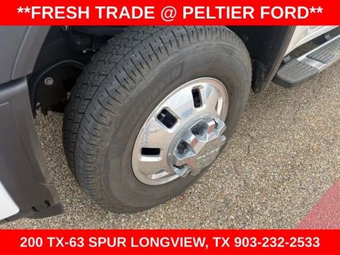 Used 2025 GMC Sierra 3500 Denali w/ Denali Reserve Package image 4