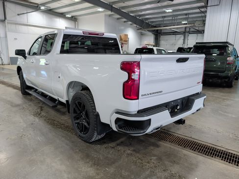 Used 2023 Chevrolet Silverado 1500 RST w/ Z71 Off-Road Package AWD/4WD image 4