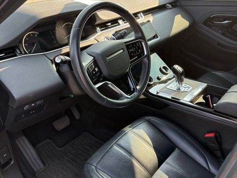Used 2023 Land Rover Range Rover Evoque S AWD/4WD image 9