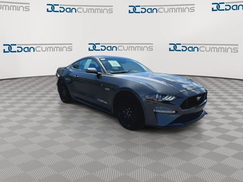 Used 2018 Ford Mustang GT Premium RWD image 3