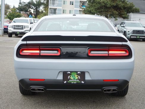 Used 2022 Dodge Challenger SXT w/ Blacktop Package image 4