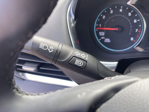 Used 2023 Chevrolet Traverse LT w/ LPO, Floor Liner Package image 23