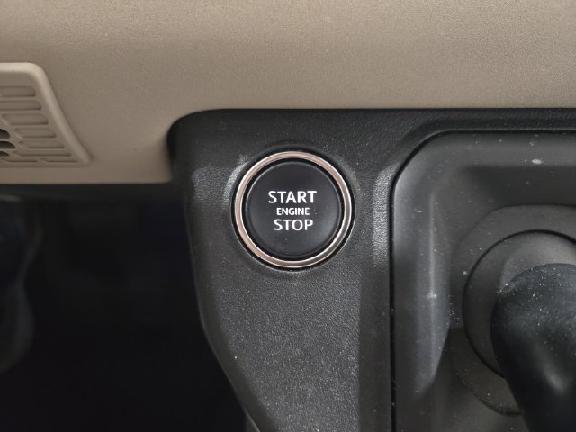 Used 2023 Land Rover Defender 110 S AWD/4WD image 16