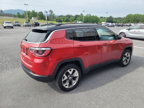 Used 2018 Jeep Compass Limited w/ Navigation Group AWD/4WD image 6