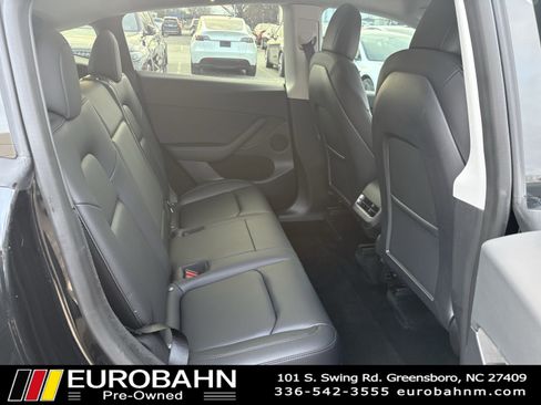 Used 2023 Tesla Model Y Performance image 12