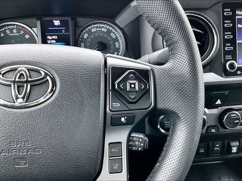 Used 2021 Toyota Tacoma TRD Off-Road w/ Technology Package image 26