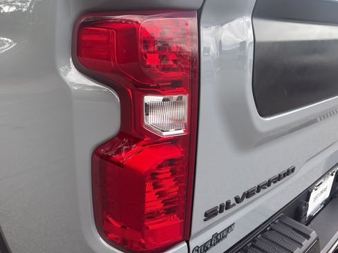 Certified 2024 Chevrolet Silverado 2500 Custom w/ Custom Value Package AWD/4WD image 29