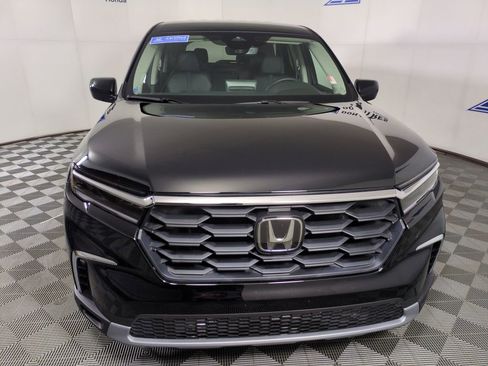 Used 2025 Honda Pilot EX-L image 8
