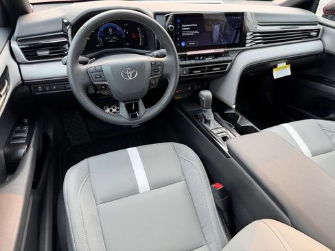 Certified 2026 Toyota Camry SE w/ Multimedia Upgrade Package FWD image 32